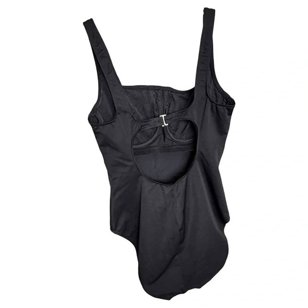 Miraclesuit One Piece Swimsuit Sz 10 Tummy Control Embroidered Trim Black